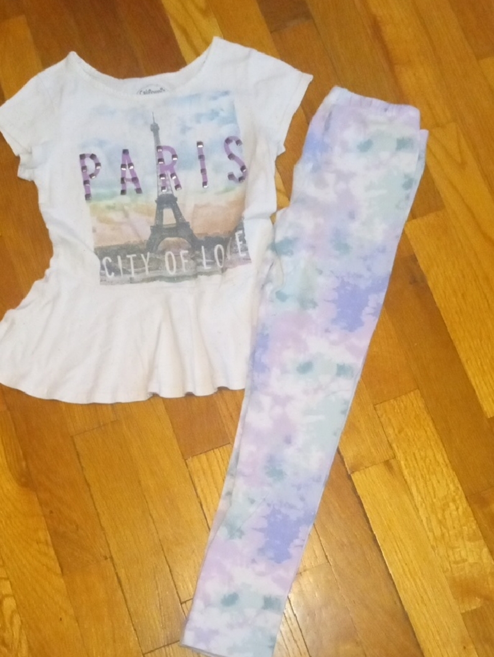 girl medium tie dye leggings and PARIS short sleeve top